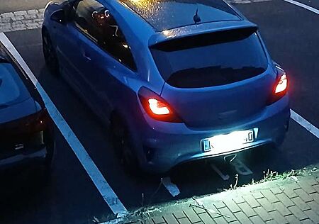 Opel Corsa 1.6 Turbo OPC
