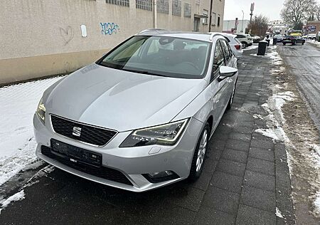 Seat Leon ST Style** Automatikgetriebe**