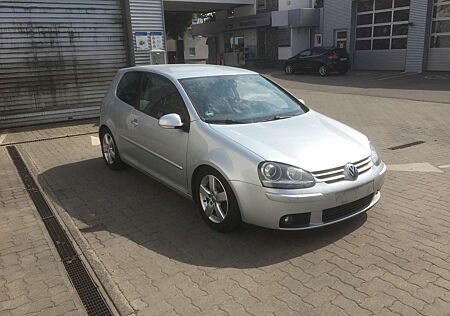 VW Golf Volkswagen 5 1.4 TRENDLINE 80 PS KLIMA FEST PREIS