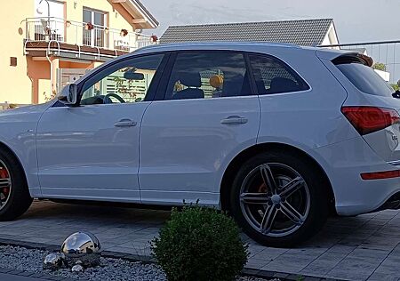 Audi Q5 2.0 TDI quattro S tronic sport