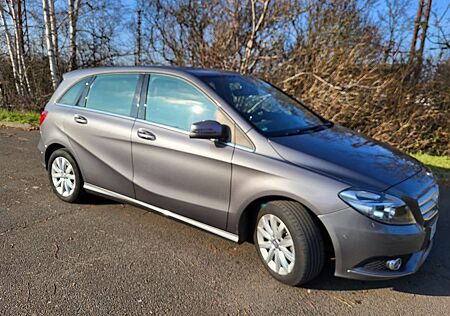 Mercedes-Benz B 200 CDI (BlueEFFICIENCY)