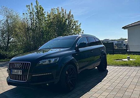 Audi Q7 3.0 TDI 3x S-line 7 Sitzer