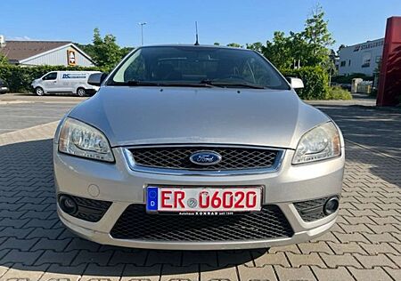 Ford Focus CC Coupe-Cabriolet 2.0 16V Aut. Titanium