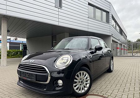 Mini ONE 5-trg. AUTOMATIK LED PDC TEILLEDER