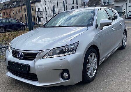 Lexus CT 200h Navi- alcantara - Kamera