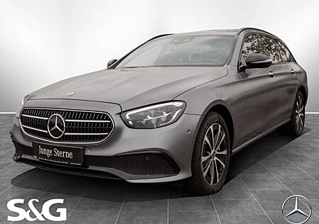 Mercedes-Benz E 300 de 4M T Avantagrde Night+RüKam+AHK+HUD+18