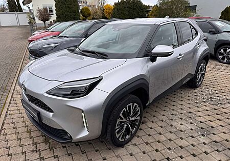 Toyota Yaris Cross Hybrid "Elegant" + Winterkompletträder