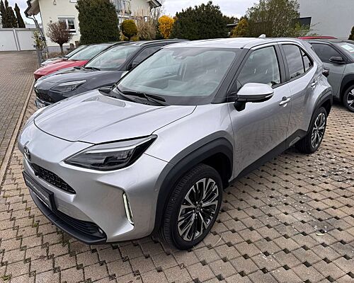 Toyota Yaris Cross Hybrid "Elegant" + Winterkompletträder