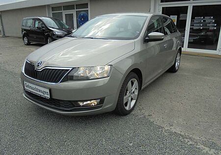 Skoda Rapid /Spaceback Cool Edition, Einparkhilfe, Klima, Metallic,
