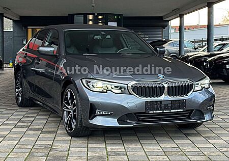 BMW 320 i Limousine Automatik*Leder*Navi*LED*S-Dach*