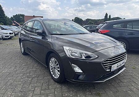 Ford Focus Turnier 1.5 EcoBoost Aut. TITANIUM