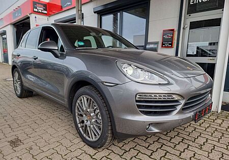 Porsche Cayenne S Diesel 4.2 V8 Scheckheft/AHK/