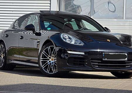 Porsche Panamera 4S EGSD Bose Bi-Xenon Camera
