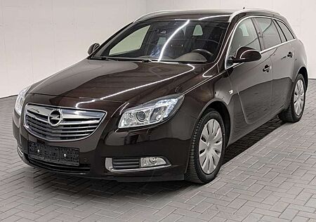 Opel Insignia ST 4x4 Sport Bi-Xenon/Navi/Leder/ACC/SH