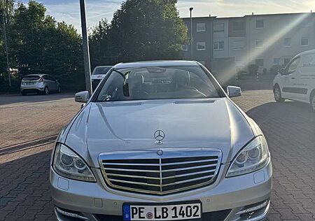 Mercedes-Benz S 350 CDI DPF 7G-TRONIC BlueEFFICIENCY