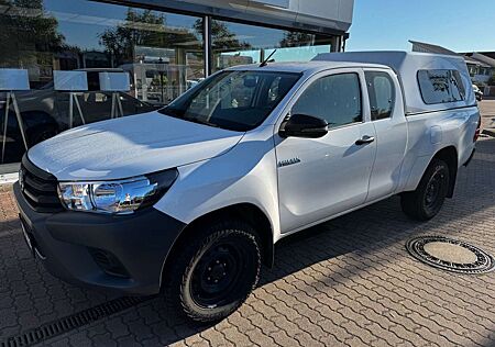 Toyota Hilux Extra Cab Duty 4x4 mit Hardtop