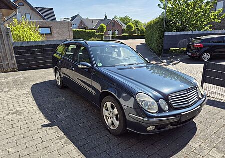 Mercedes-Benz E 220 T CDI (211.206)
