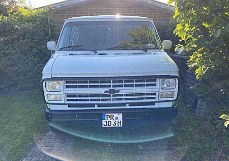 Chevrolet Chevy Van G20 Cargo Van