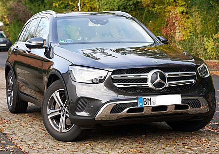 Mercedes-Benz GLC-Klasse GLC 200 Schönes Rentnerfahrzeug mit Vollausstattung