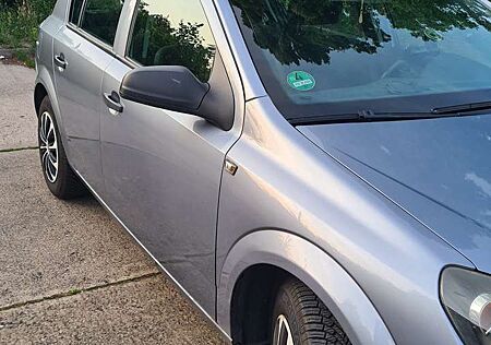 Opel Astra H 1.4 - August 2009