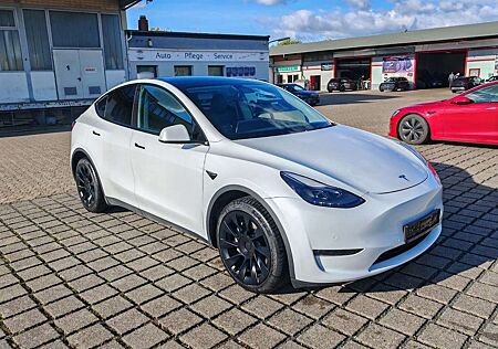 Tesla Model Y Long Range Dual Motor AWD / 20" / BOOST