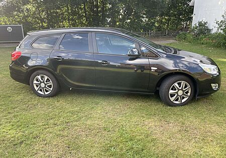 Opel Astra 1.4 Turbo Sports Tourer 150 Jahre