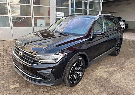 VW Tiguan Volkswagen Active/Rückfahrkamera/ACC/Navi/PDC/1.5TSI