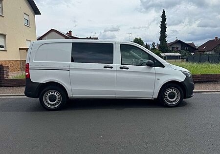 Mercedes-Benz Vito Kasten 114 4x4 ALLRAD+BÜRO+Stromversorgung!