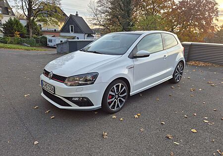 VW Polo GTI Volkswagen Polo 1.8 TSI (Blue Motion Technology) DSG GTI