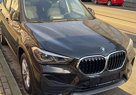 BMW X1 xDrive 25 e Advantage