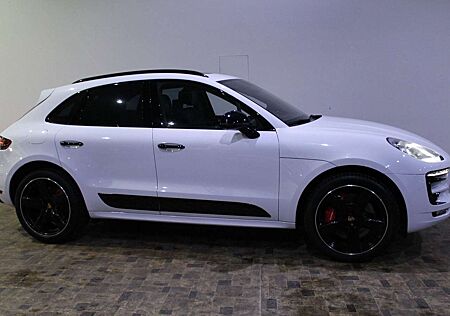 Porsche Macan Turbo Performance Paket, Carbon, DVD hinten, Pano