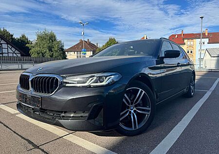 BMW 520 d HUD/AHK/MATRIX/STOP&GO/STANDH.