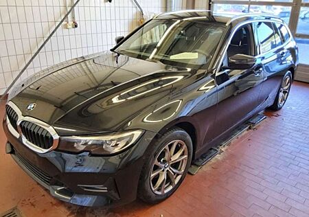 BMW 318d 318 Touring Sport Line|AHK|NAVI|R-CAM|SHZG|