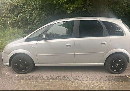 Opel Meriva 1.8 16V Edition