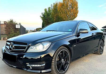 Mercedes-Benz C 250 CDI*AMG PAKET*Coupe*BlueEfficiency*Automat