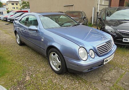 Mercedes-Benz CLK 320 Coupe Elegance Automatik,Klima,PDC,3-Hand!!!