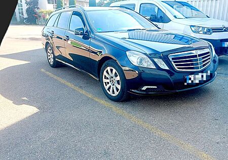 Mercedes-Benz E 220 T Avantgarde CDI Aut.(TÜV NEU),W212/S212)