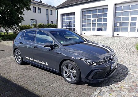 VW Golf Volkswagen VIII 1,5 l TSI R-Line
