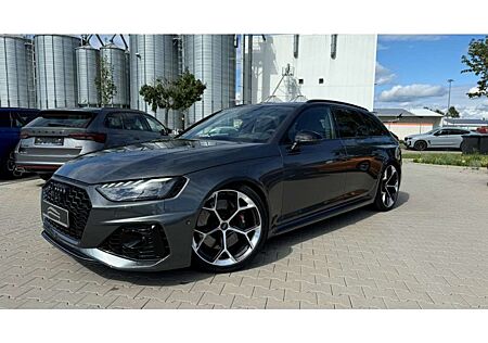 Audi RS4 competition plus Pano Navi B&O Head-up