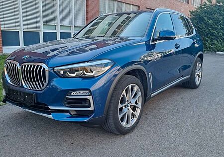 BMW X5 30d xD xLine 7Sitz Integral AHK Pano H/K LUFT