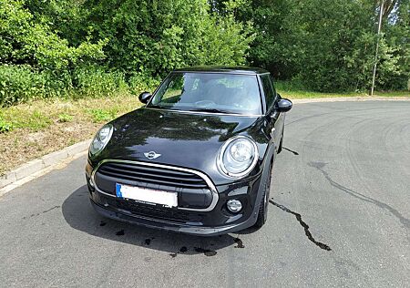 Mini ONE Aut.
