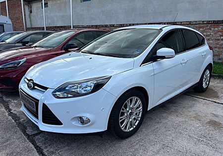 Ford Focus Lim. Titanium Zahnriemen 06.22 SR&WR