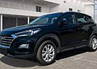 Hyundai Tucson 1.6 GDI Trend 2WD *NAVI|CAM|TEL*