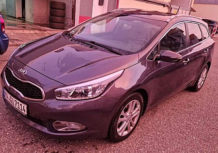 Kia XCeed Ceed SW / cee'd SW Edition 7