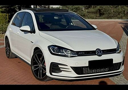 VW Golf Volkswagen GTD 2.0 TDI BlueMotion Technology 185 PS