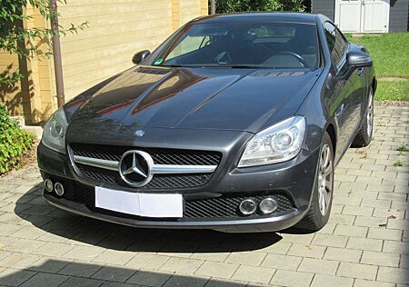 Mercedes-Benz SLK 200