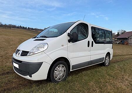 Renault Trafic 2.0 dCi 115 2.0 dCi 115 Passenger L1H1 Expression