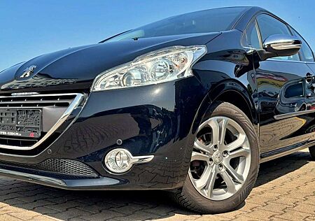 Peugeot 208 1.6 Allure e-HDi FAP 92/VOLL SHEFT/NAVI/SHZ/
