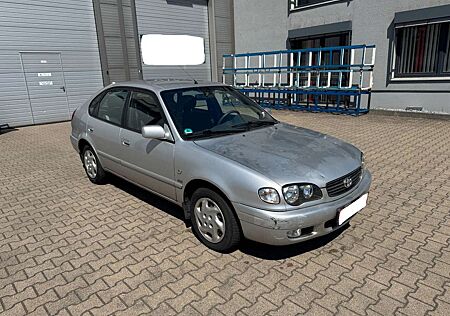 Toyota Corolla *KLIMA *4 MAL EFENSTER*