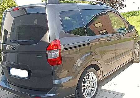 Ford Tourneo Courier Titanium S+S Navi PDC Klima
